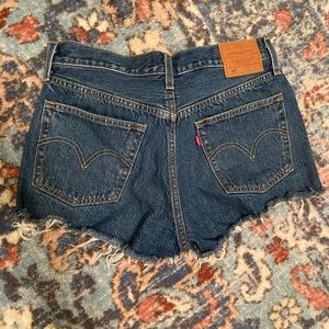 Levi’s 501 cutoff shorts
